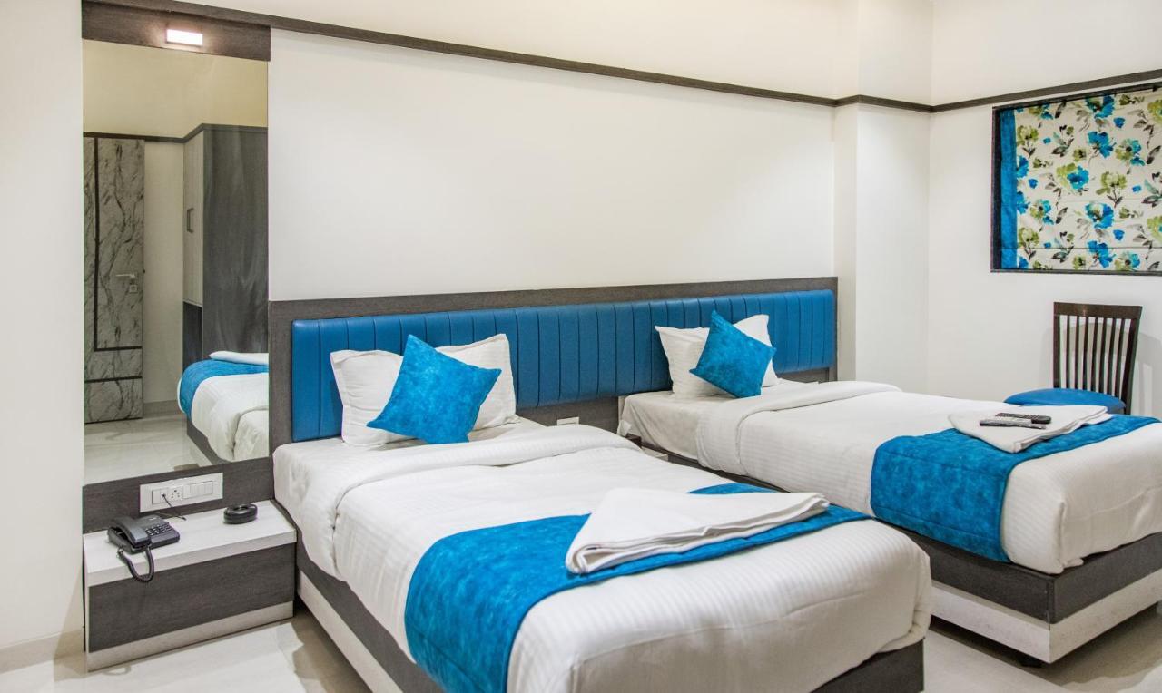 Megh Residency Navi Mumbai Hotel Exterior photo